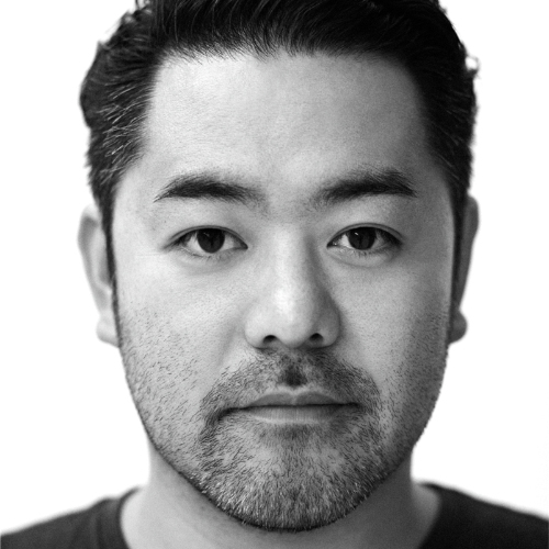 KENSAKU-OSHIRO-PORTRAIT-black_quadrata_500